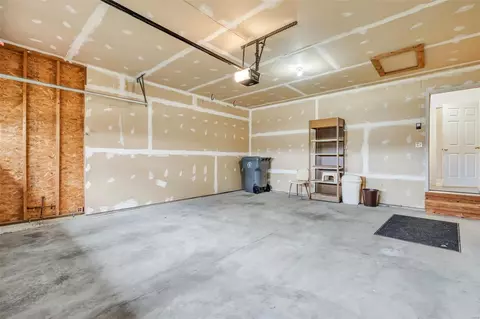 Exterior - 2104 Ingalls Cir #B, O'fallon, MO 63368 photo 8 of 13