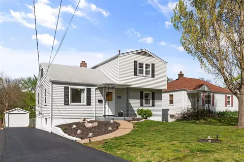 10431 Eaglewood Ave, Overland, MO 63114