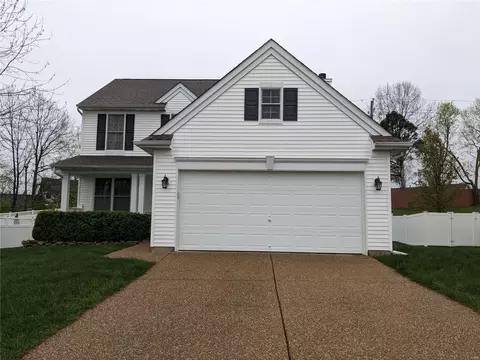 5043 Joshua Dr, Wentzville, MO 63385