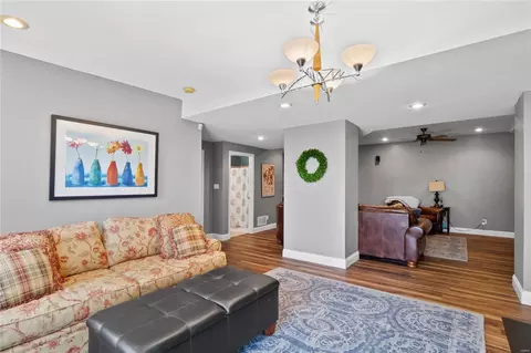 Living - 226 Falcon Hill Dr, O'fallon, MO 63368 photo 6 of 8