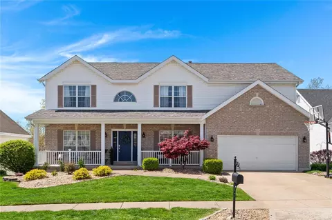 226 Falcon Hill Dr, O'fallon, MO 63368