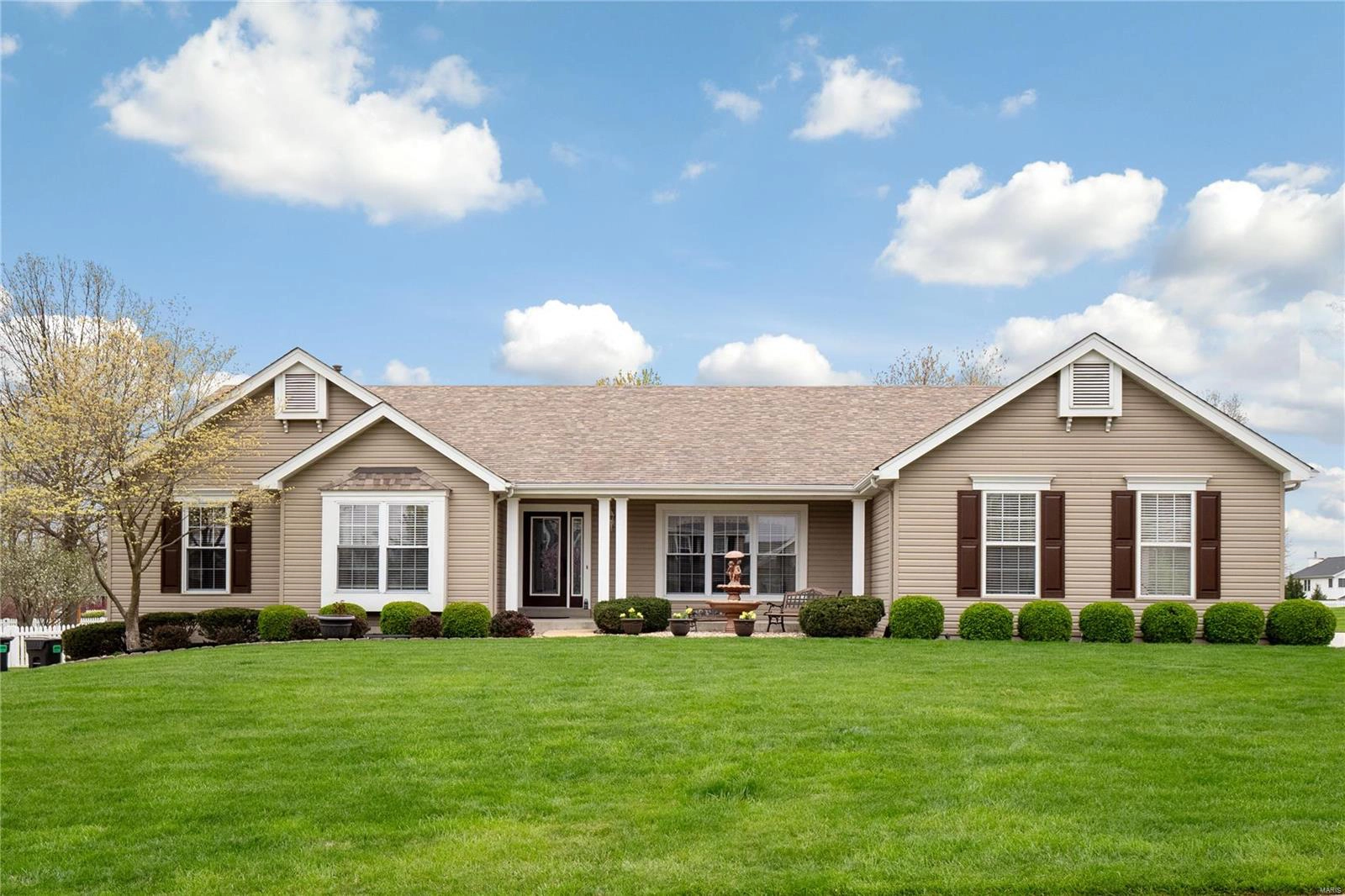 5740 Westchester Mdw Dr