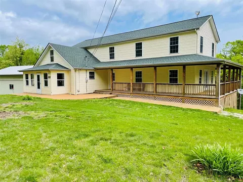 1720 Wild Horse Creek Rd, Wildwood, MO 63005