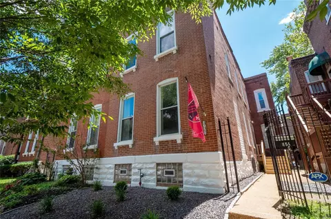 1954 Senate St, Saint Louis, MO 63118