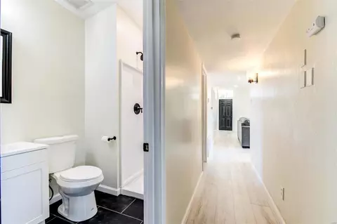 Entry Way - 8432 Buckthorn Dr, Berkeley, MO 63134 photo 1 of 1