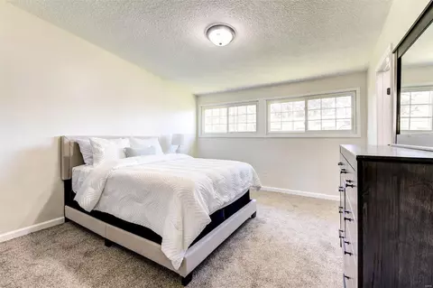 Bedroom - 8432 Buckthorn Dr, Berkeley, MO 63134 photo 1 of 5