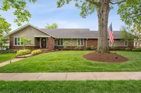 1134 Rolling Glen Ln, Ballwin, MO 63011 photo 2