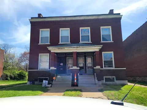 4216 N Holly Ave N, Saint Louis, MO 63115