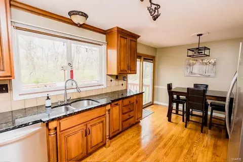 Kitchen - 853 Gardenway Drive Dr, Ballwin, MO 63011 photo 2 of 2