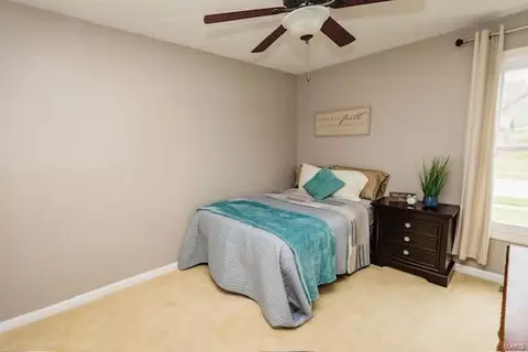 Bedroom - 853 Gardenway Drive Dr, Ballwin, MO 63011 photo 4 of 4