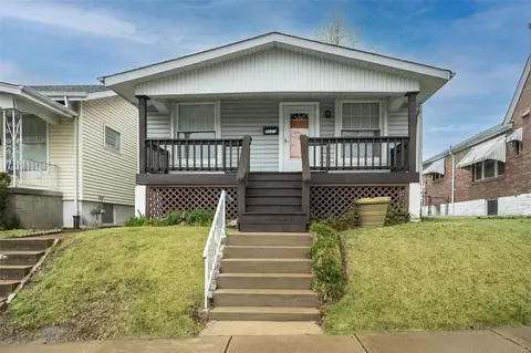 5023 Alexander St, Saint Louis, MO 63116