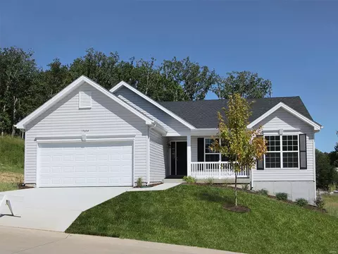 7459 Shadow Point Dr, Oakville, MO 63129