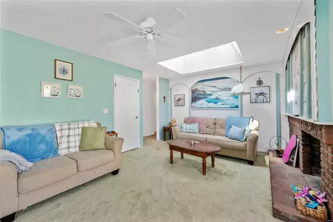 Living - 402 Brooktree Dr, Ballwin, MO 63011 photo 3 of 5