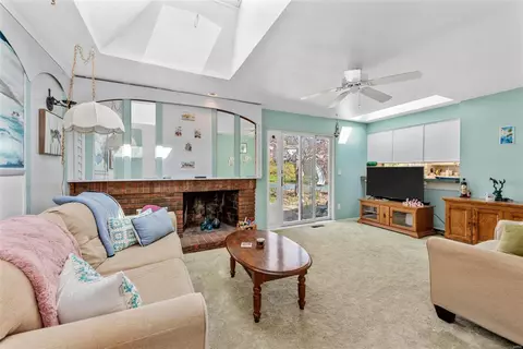 Living - 402 Brooktree Dr, Ballwin, MO 63011 photo 5 of 5