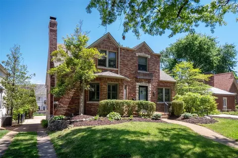 522 Donne Ave, University City, MO 63130