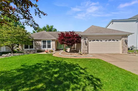 4863 Forder Oaks Ct, Saint Louis, MO 63129
