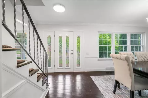 Entry Way - 1226 Miremont Dr, Manchester, MO 63011 photo 1 of 4