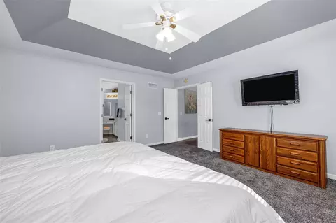 Bedroom - 3725 Bluff Spring Dr, Saint Charles, MO 63303 photo 2 of 8