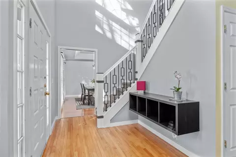 Entry Way - 3725 Bluff Spring Dr, Saint Charles, MO 63303 photo 2 of 4
