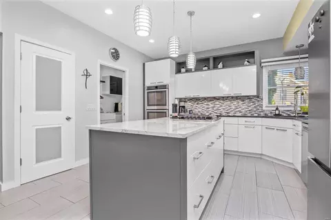 Kitchen - 3725 Bluff Spring Dr, Saint Charles, MO 63303 photo 1 of 5
