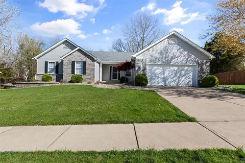 1567 Prospector Trl, Wentzville, MO 63385