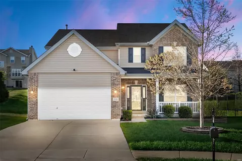 220 Wyndtrace Ct, Lake Saint Louis, MO 63367