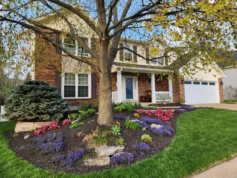 2129 Telford Dr, Saint Louis, MO 63125