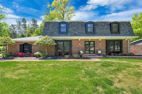 12616 Villa Hill Ln, Saint Louis, MO 63141