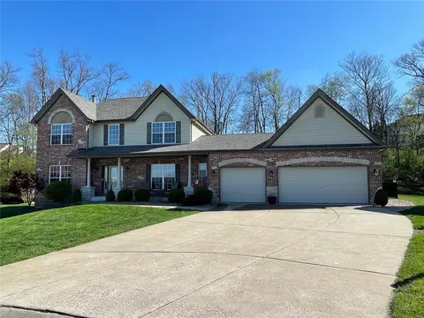 145 Heritage Sta, Saint Charles, MO 63303