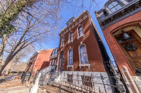 3322 S 9th St, Saint Louis, MO 63118