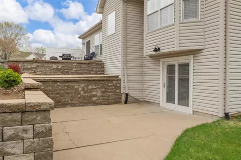 Exterior - 102 Laurens Rdg, O'fallon, MO 63368 photo 10 of 12