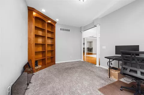 Bedroom - 102 Laurens Rdg, O'fallon, MO 63368 photo 1 of 6