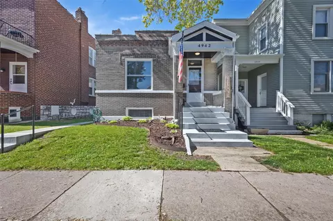 4942 Blow St, Saint Louis, MO 63109