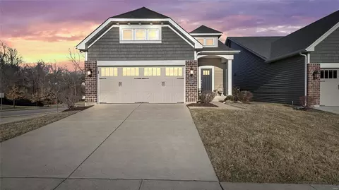 2200 Cournier St, Saint Charles, MO 63301