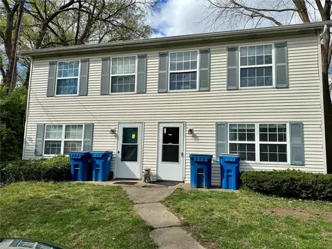 29 Marie Dr, Saint Charles, MO 63301