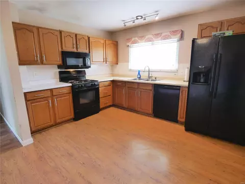 Kitchen - 2000 Caesar Dr, Fenton, MO 63026 photo 1 of 1