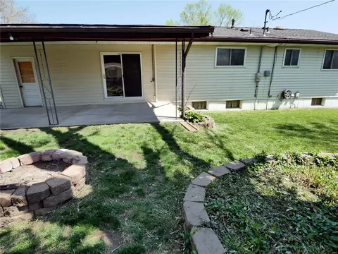 Exterior - 2000 Caesar Dr, Fenton, MO 63026 photo 7 of 12