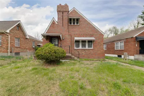 5841 Mcarthur Ave, Saint Louis, MO 63120