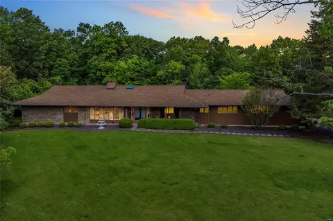 1400 Mayapple Trl, Wildwood, MO 63038
