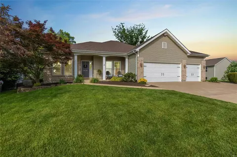 451 Brookhaven Ct, O'fallon, MO 63368