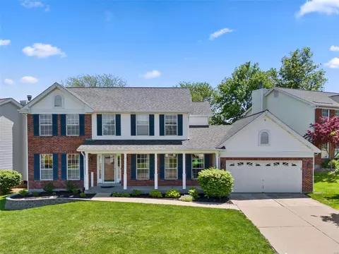 217 Country Hollow Ct, Saint Charles, MO 63304