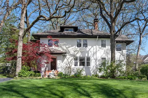 424 Yorkshire Pl, Saint Louis, MO 63119