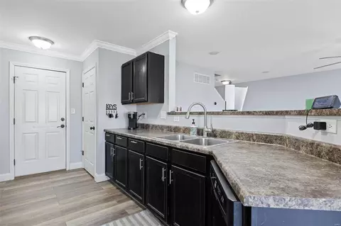 Kitchen - 433 Spring Trce, O'fallon, MO 63368 photo 2 of 3