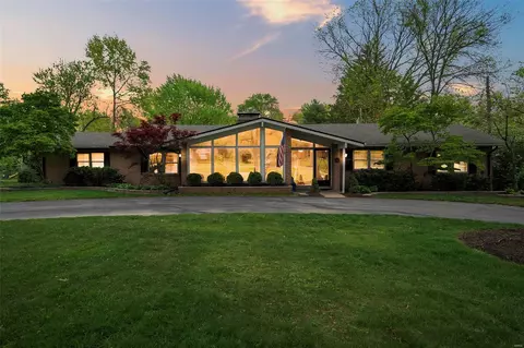 336 S Spoede Rd, Saint Louis, MO 63141
