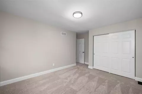 Bedroom - 2101 Bow Tree Ct, Chesterfield, MO 63005 photo 5 of 5