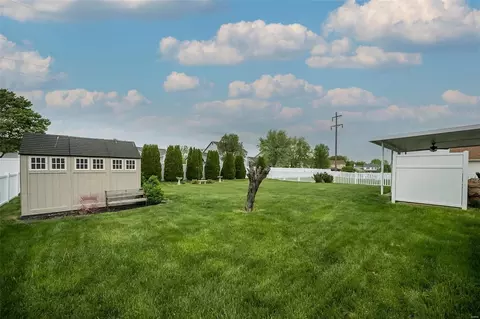Exterior - 1121 Sunset Green Dr, O'fallon, MO 63366 photo 5 of 5