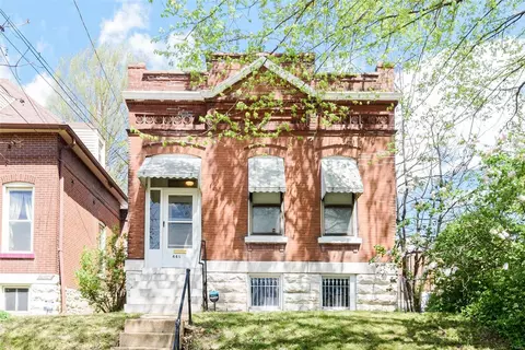 445 Eichelberger St, Saint Louis, MO 63111