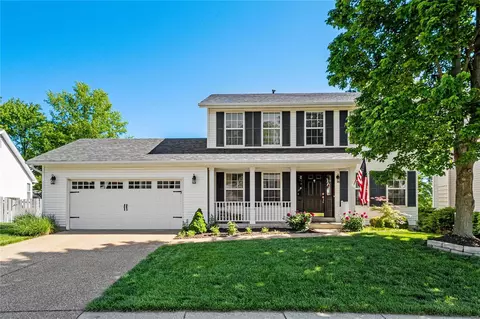 1138 Treeshade Dr, Saint Peters, MO 63376