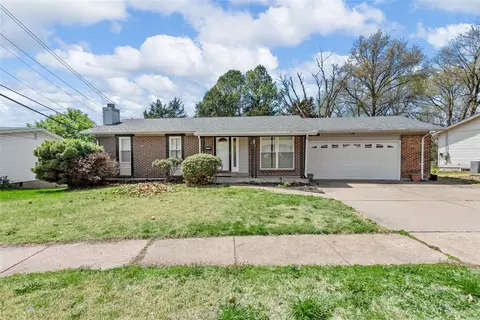 1610 Layven Ave, Florissant, MO 63031