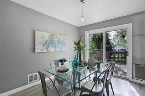 Dining - 180 Bascom Dr, Saint Louis, MO 63135 photo 1 of 2